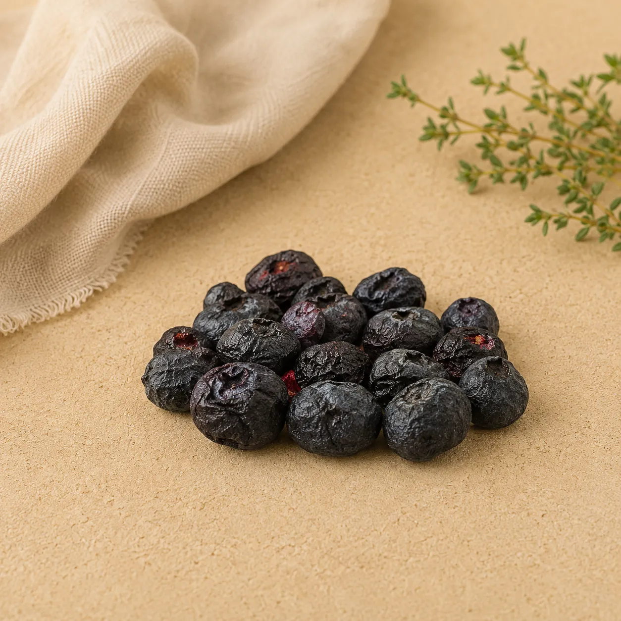 Freeze-dried Blueberry, supplied as Whole